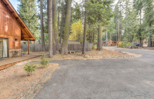 Relax at Rustic Tahoe Charm Minutes to Lake - Foto 25