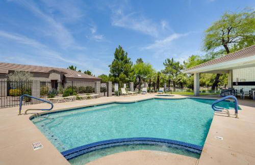 Pool and Hot Tub Access Golf Getaway in Phoenix! - Foto 32