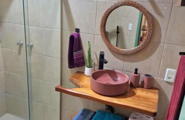 Sunny Stay in Copacabana - Steps from the Beach - Foto 9