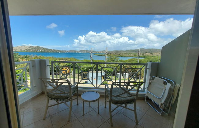 EliMar Bay View Apt - Photo 14