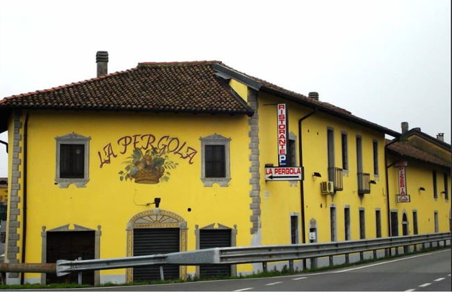 La Pergola - Photo 1