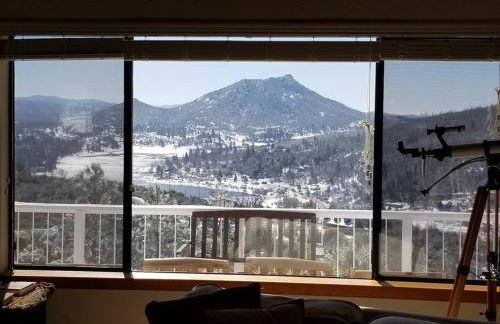 A LIVING CANVAS Amazing Lake View Custom Home - Foto 22