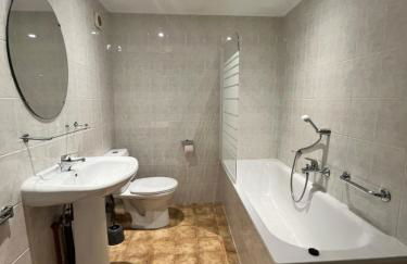 Domaine de vacances à 600m de la plage villa climatisée 3 chambres 7 couchages terrasse WIFI animations et piscines en supplément LRPDSD7 - Foto 13