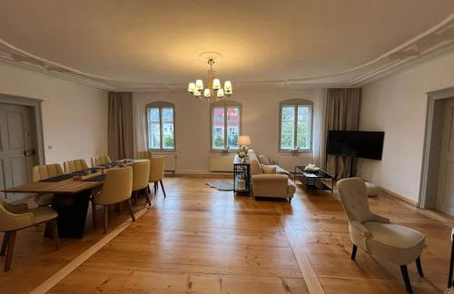 Feine Wohn und Schlafstuben im Herrenhaus I UNESCO Welterbe I Parkplatz I Erzgebirge I Waldbühne - Foto 11