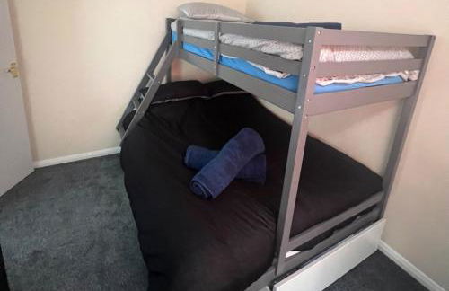 Spacious 3 Bed home situated in a beautiful area - SLEEPS 8 - Foto 23