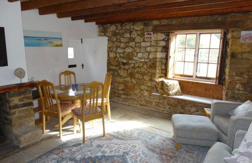 Staddlestones Cottage - Photo 9