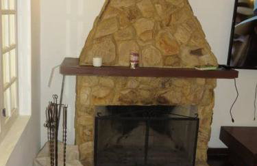 Linda casa em Mury,com riacho e lareira - Foto 9