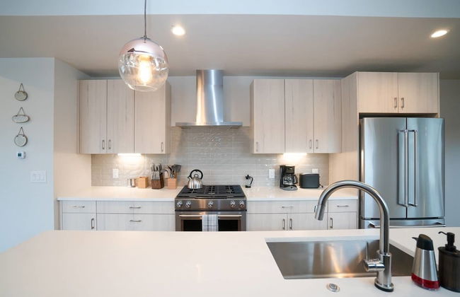 Frida's Abode Walk to the Stadium Rooftop View - Photo 14