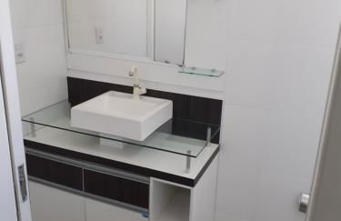 Belo e Amplo Apartamento, Área Central da Praia dos Ingleses - Foto 21