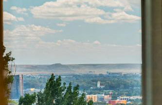 Epic Hillside Retreat Htd Pool HotTub Golf 4400sf - Foto 35