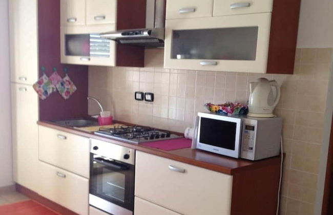 Quaint Little apt for 4 With Pool - Foto 7