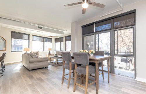 Luxurious Downtown 2 bedroom 2 bath with views 1M - Foto 3