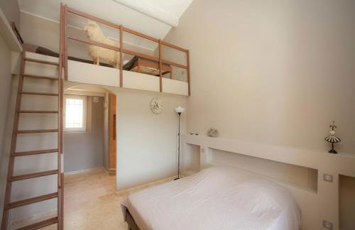 Villa in Provence with Infinity Pool - Foto 23