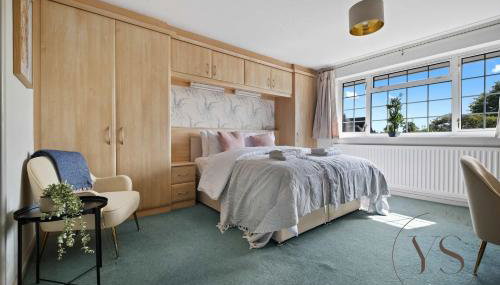 6BR Villa in Birmingham with Free Onsite Parking - Foto 2