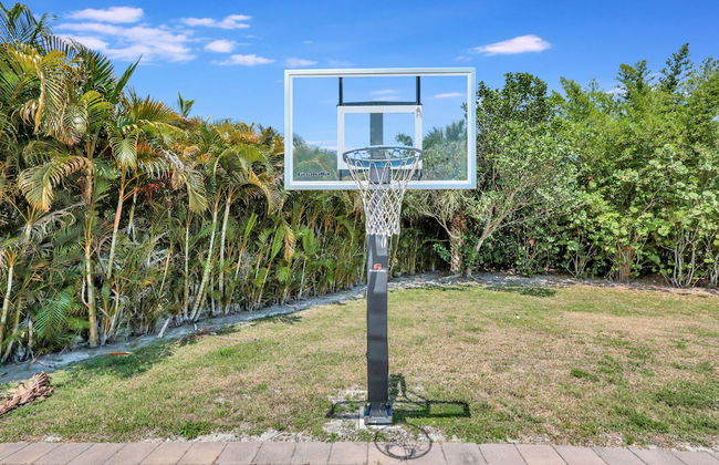 6BR Sleeps 15 Pool BBQ Firepit Games Stables More! - Foto 73