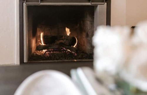 Oasis East Sac Charming Home with Saltwater Pool and Casita - Foto 10