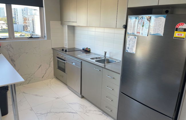 Honeysuckle Executive Apartments - Photo 5