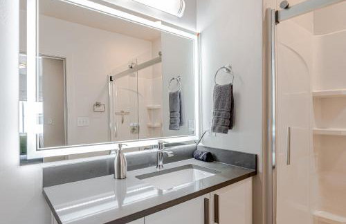 Convention Center Lux - 2BR 2BA - Pool Gym HotTub - Foto 29