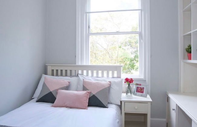 Beautiful 2-bed Apartment in London - Foto 2