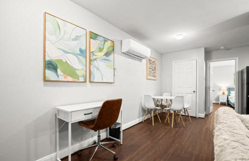 Lux 1BR Apt in North Loop Near UT Free Parking - Foto 9