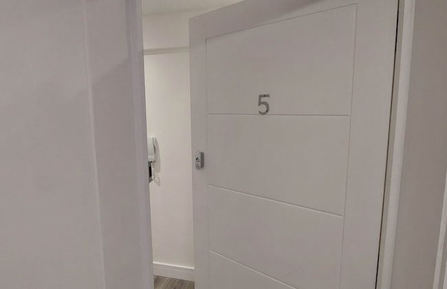 Modern 2 Bedroom Apartments - Camberley - Foto 10