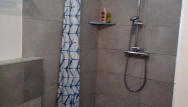 The judas trees - Foto 4