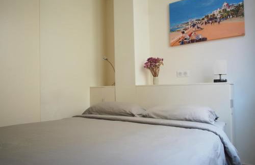 Nice Centre - Apartment with balcony and stunning sea view! - Photo 11