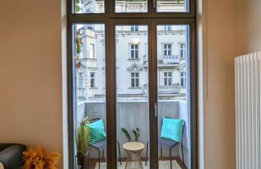 Modern building with vertical garden & 2 bedrooms - Foto 8