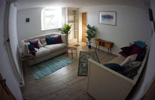 Großzügige 185m2-Altbauwohnung in Bestlage 7Zimmer-2Bäder-2Küchen-2WCs - Foto 70