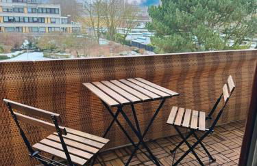 Yeganeh Stays Cologne - Foto 13