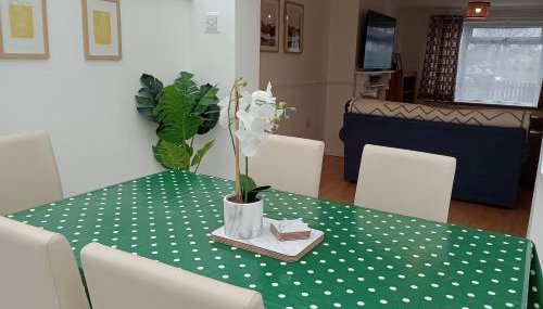 3BR House with garden near Bicester Village - Foto 3