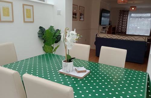 3BR House with garden near Bicester Village - Foto 3