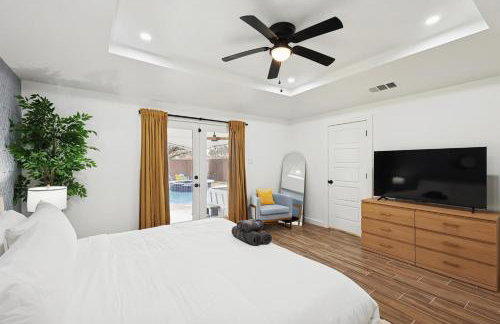 Best of Desoto 4BR, 3BA with Pool, HotTub, Cinema - Foto 24