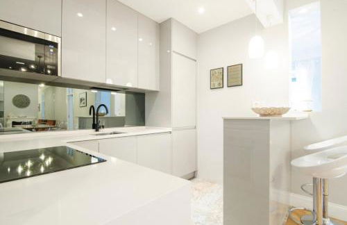 Stunning Stylish 4BD 3BTH - City Center-Atocha - Photo 16