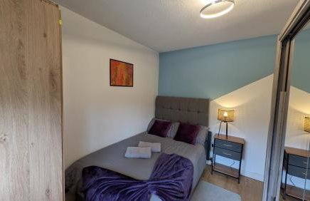 Modern 3-Bed Family Haven wFree Parking - Foto 29