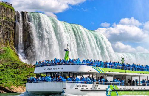 Family Fun Pool Central Airport - Photo 36