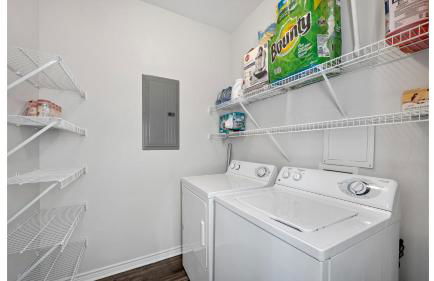 Cozy 1BD Near Walmart HQ with Long Stay Savings - Foto 16