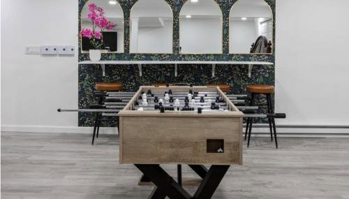 Breathtaking Riverfront Hideaway in Wareham - Foto 1, Game Room