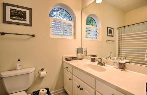 Lakefront Paradise with Fire Pit - Dogs Welcome! - Foto 11