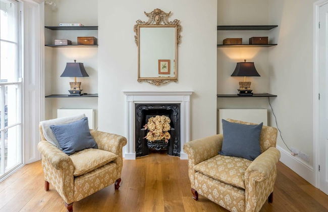 JOIVY Bright Flat for 6, Near Victoria and Warwick sq - Photo 34