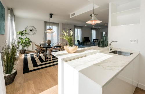 Plaza de España Skyline - Photo 44