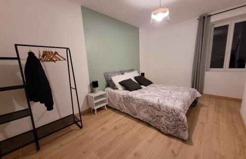 T2 spacieux centre-ville - Foto 2