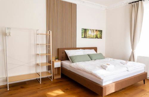 Charaktervolle 122qm Altbau-Ferienwohnung mit Stuck, viel Platz für Familien & Gruppen bis zu 8 Personen, Parkplatz inklusive - Photo 45