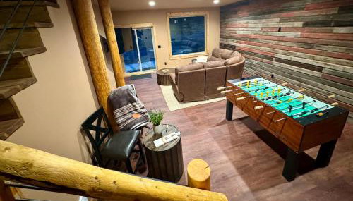 Bigger Bear Cabin by Madison River in SW Montana - Foto 3, Game Room
