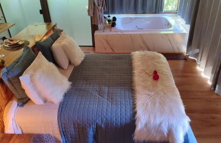 Chalé Valle dos sonhos romântico privativo com hidromassagem e lareira - Foto 8