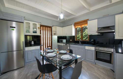 Villa Alex with private pool and jacuzzi - Foto 32