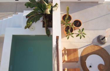 SUITES 9 MALAGA, three unique suites with private plunge pool - Photo 1