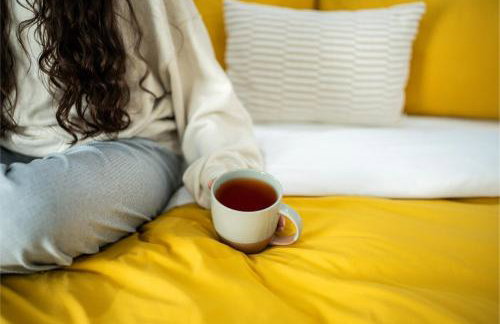 The Orange Lounge - 8 min to KU & Mass - Photo 49