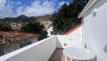 Machico Village Apartment - Terrace and car park - Foto 1