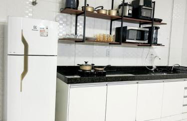 APË GOLD NO CENTRO DA CIDADE COM AR E CAMA KINg - Foto 46